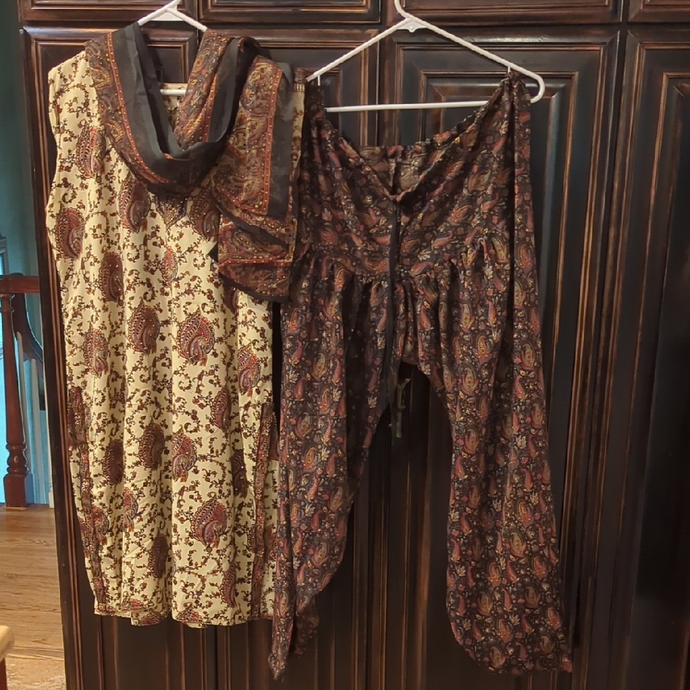 Paisley Print Dress and Pants Set